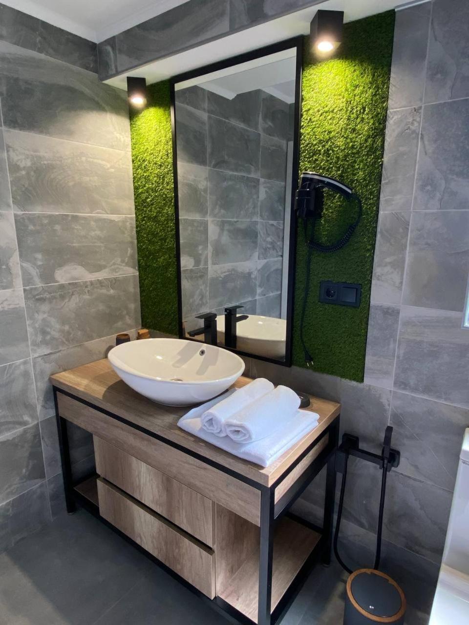 Ярдана Apartman Skhidnytsia Kültér fotó